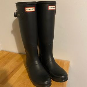 Hunter rain boots tall
